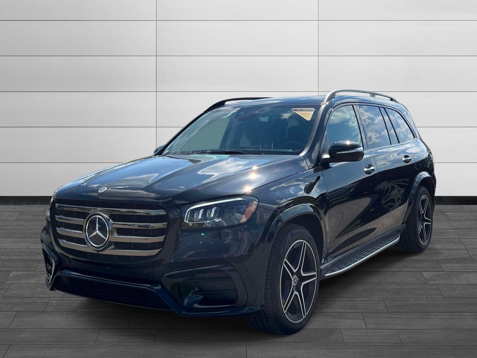 Used 2026 Obsidian Black Metallic Mercedes-Benz GLS 450 image 7