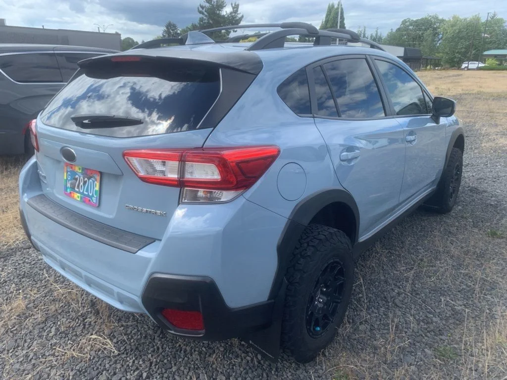 Used 2018 Cool Gray Khaki Subaru 2.0i Premium image 4