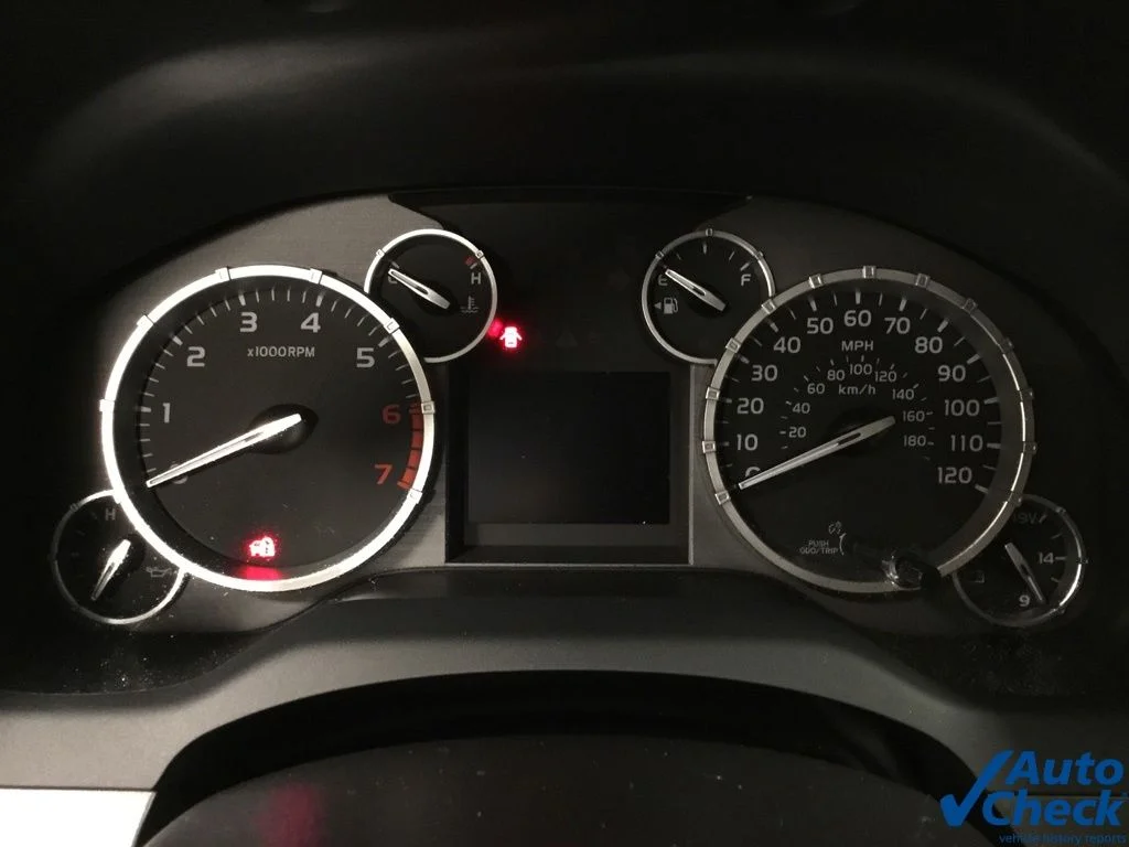 Used 2017 Silver Toyota SR5 image 51