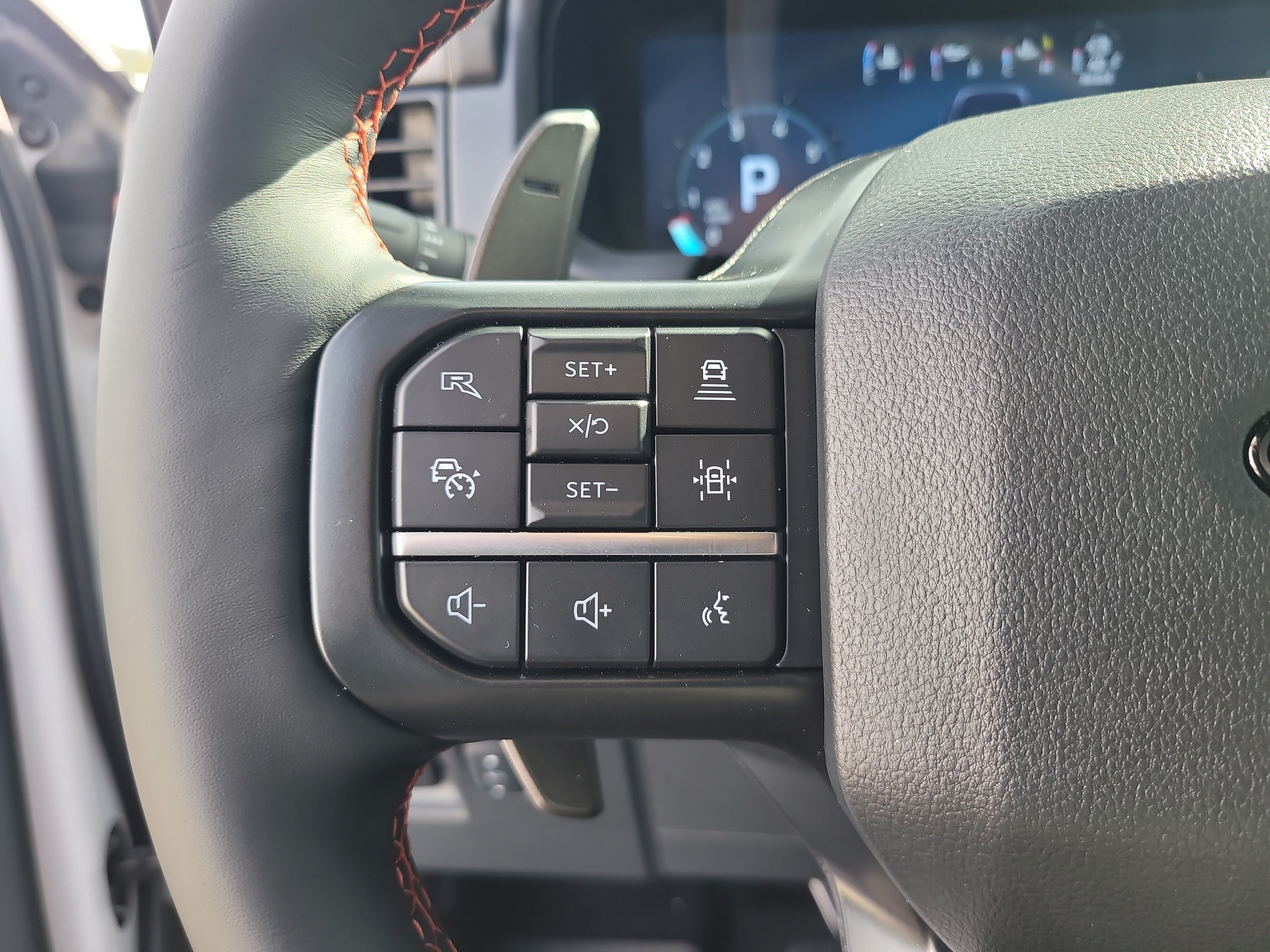 Used 2025 Oxford White Ford Raptor image 27