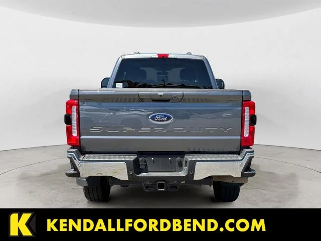 Certified Used 2025  Ford Lariat image 4