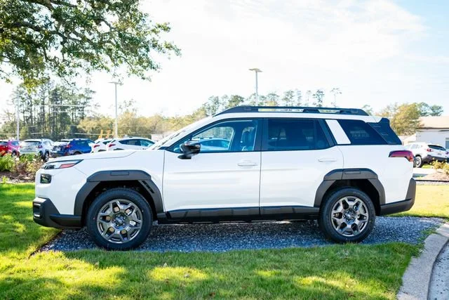 New 2026 Crystal White Pearl Subaru Premium image 2