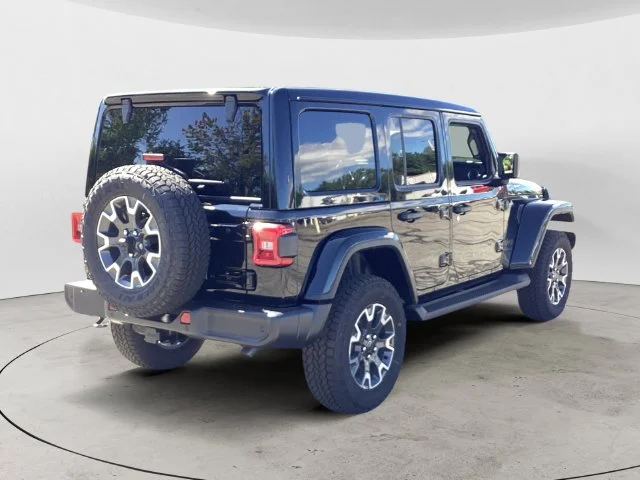 New 2027 Black Jeep 4-DOOR SAHARA image 6
