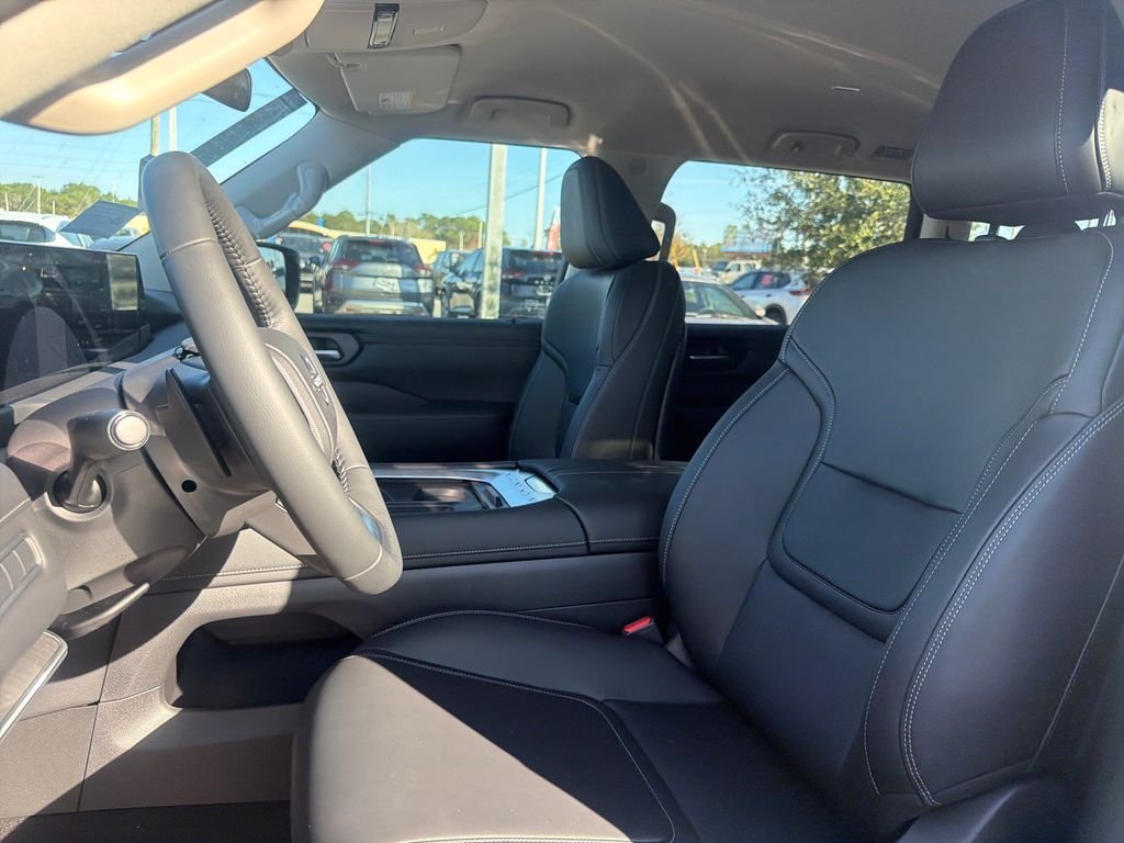 New 2026 Nissan Armada SV 4D Sport Utility