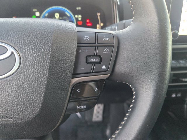 Used 2025 White Toyota SE image 18
