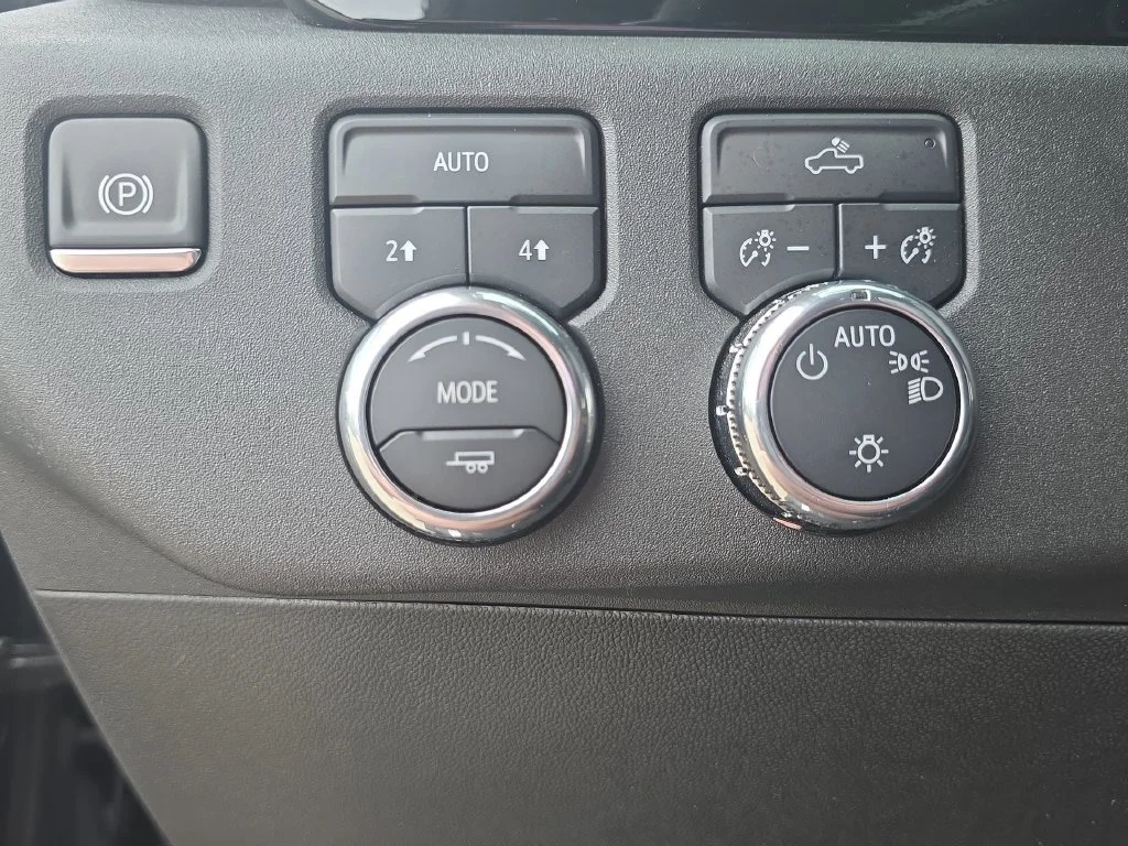 2026 GMC Sierra 1500 SLE - Photo 16