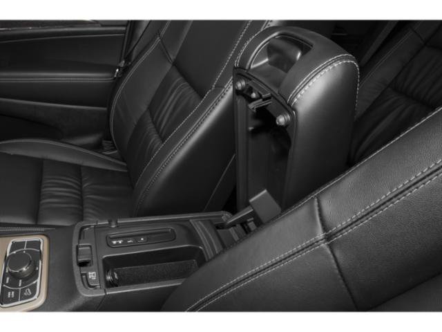Used 2015 Billet Silver Metallic Clearcoat Jeep Limited image 21