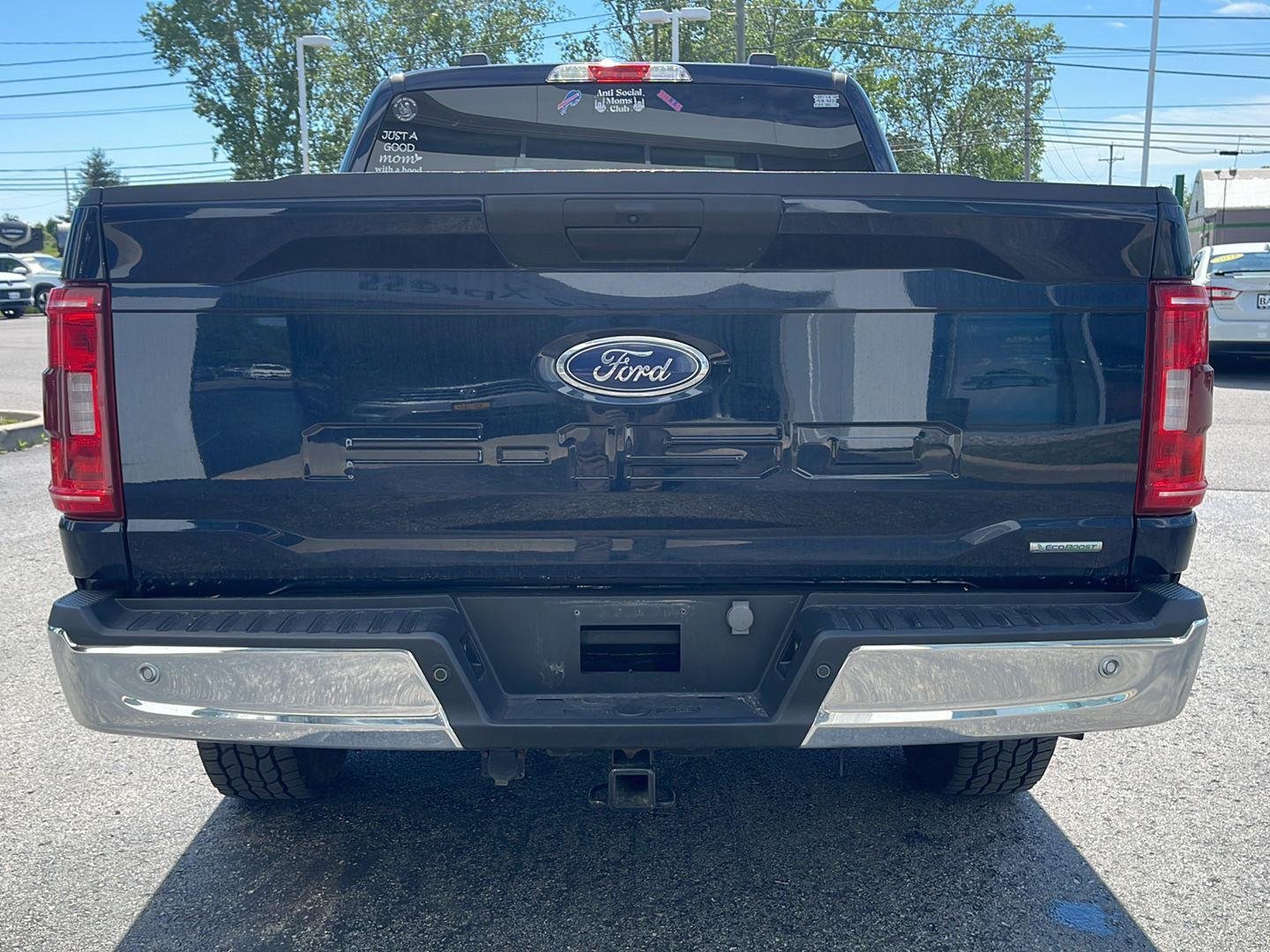 Used 2023 Antimatter Blue Ford XLT image 5