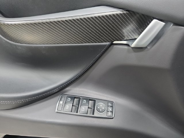 Used 2018 Black Tesla  image 27