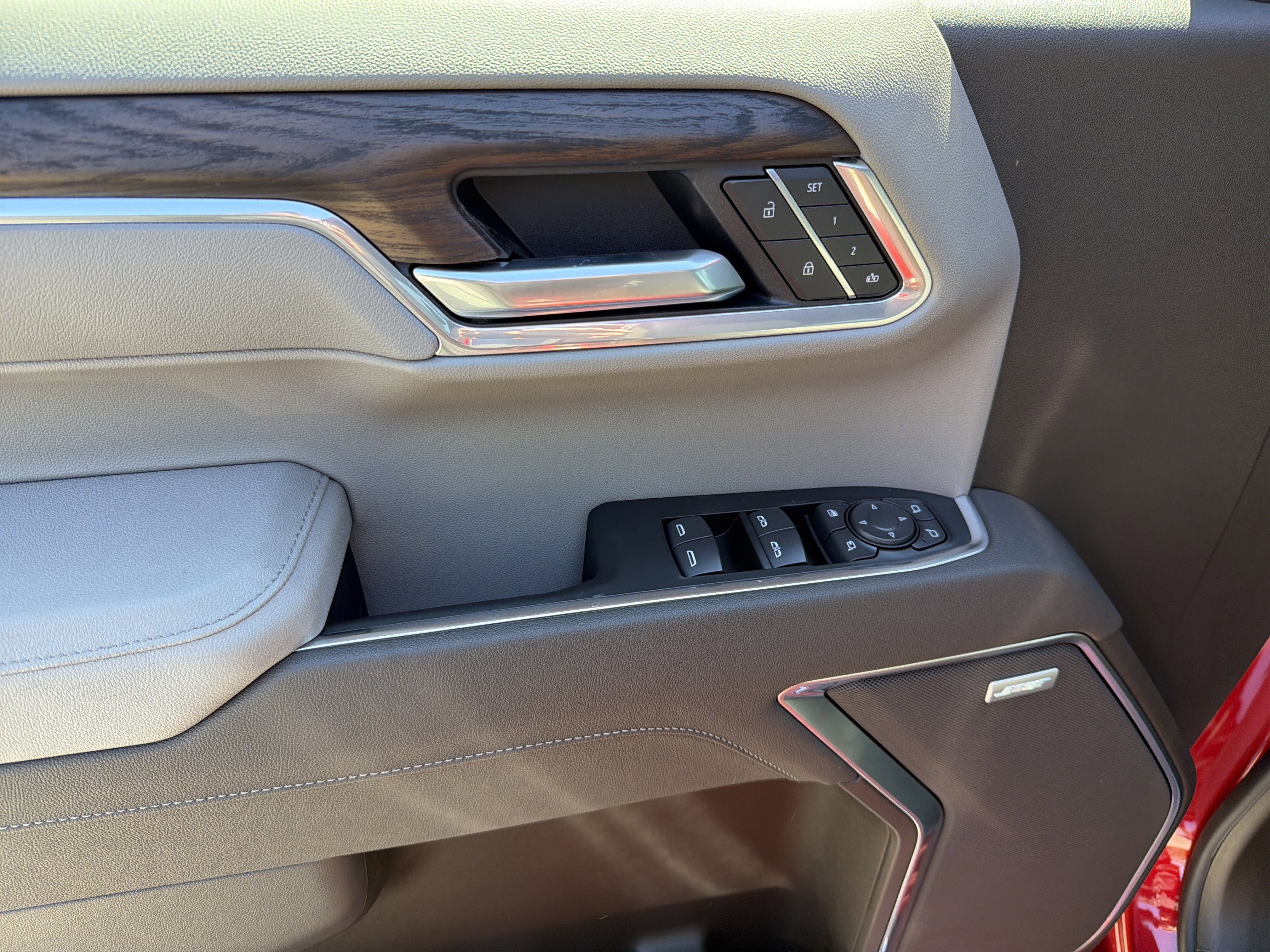 2026 GMC Sierra 1500 SLT - Photo 12