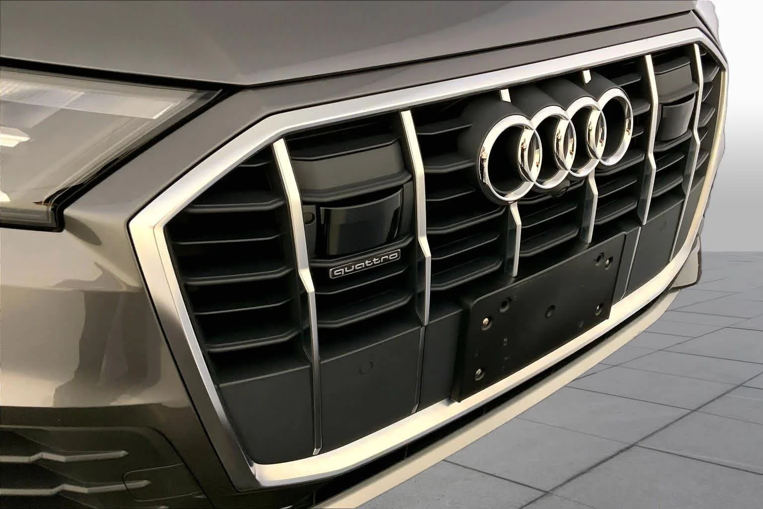Certified Used 2023 Samurai Gray Metallic Audi Premium image 32