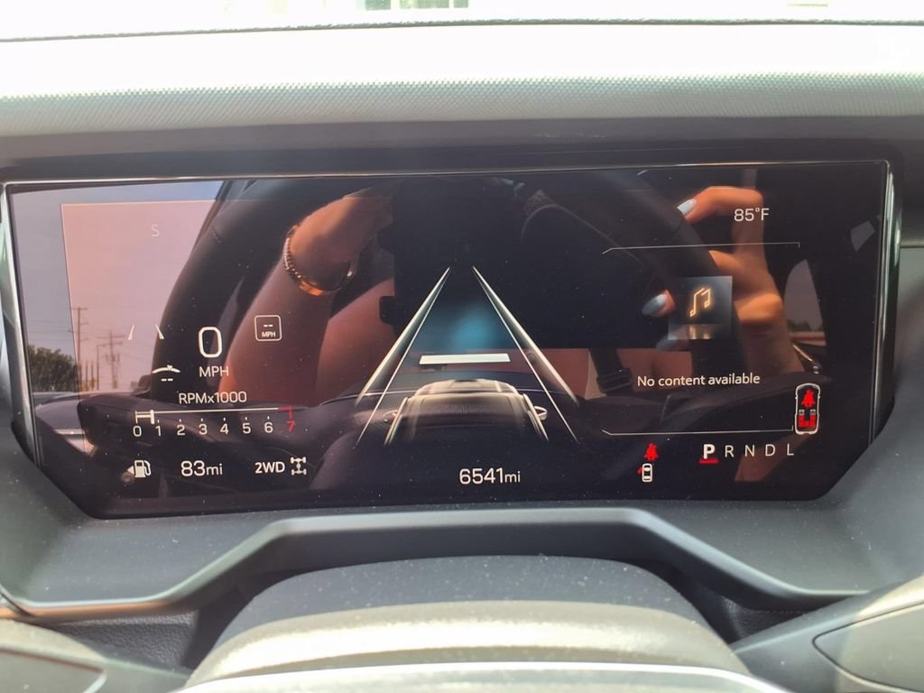 2025 GMC Acadia AT4 - Photo 9