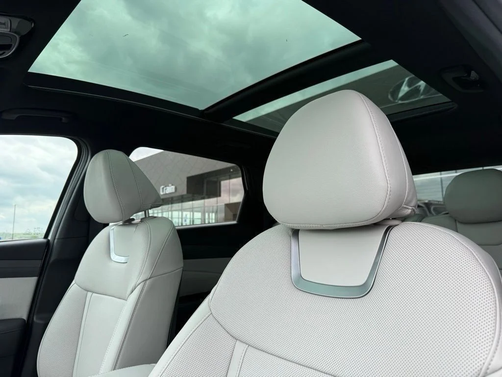 Used 2025 Silver Hyundai Limited image 23