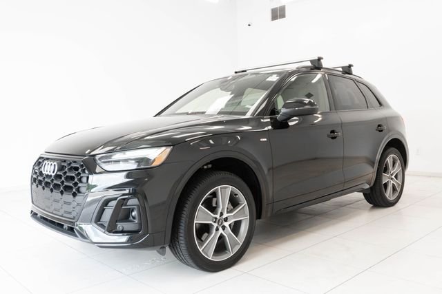 Used 2025 Black Audi  image 21