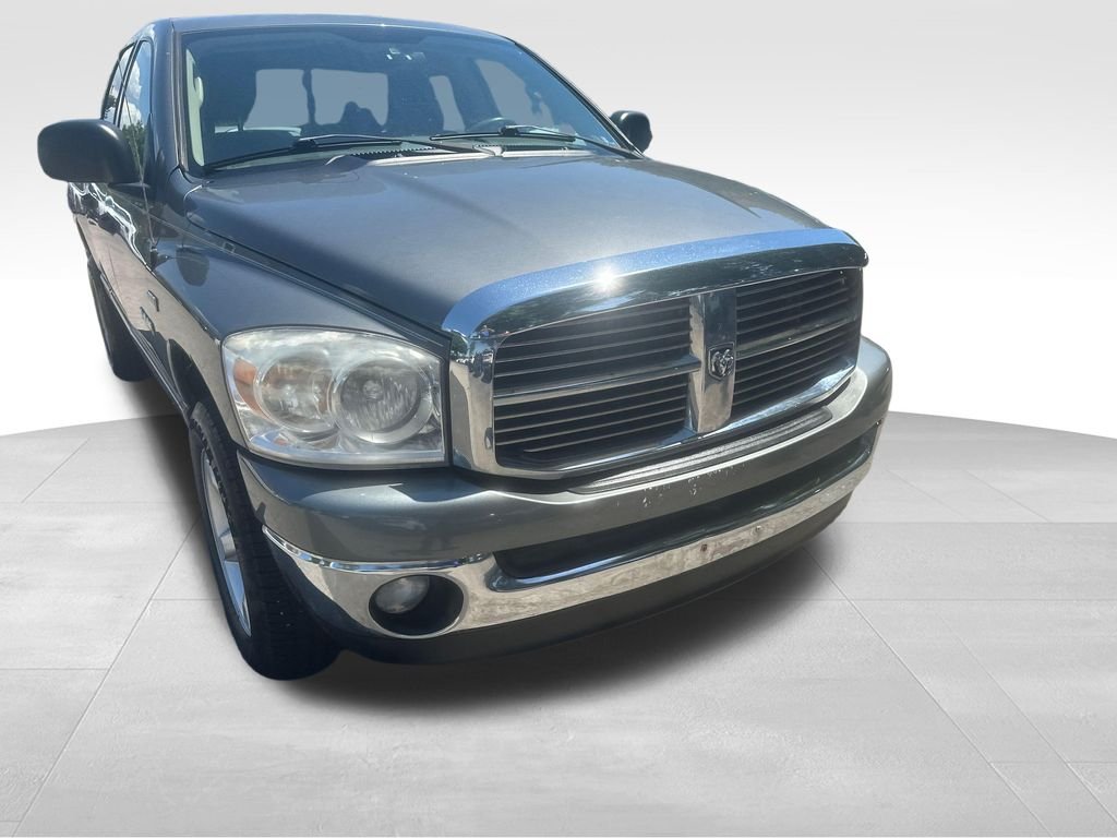 Used 2008 Gray Dodge SLT image 63
