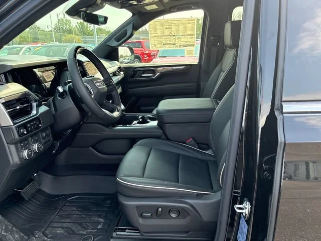 New 2026 Onyx Black GMC Elevation image 10