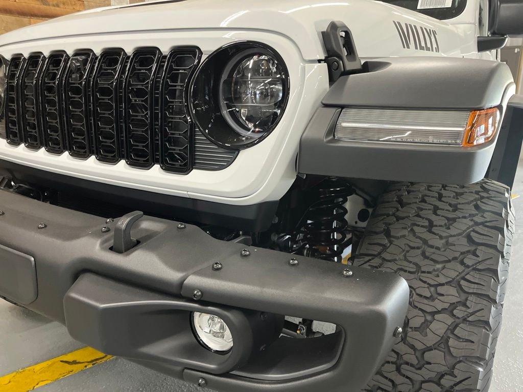New 2027 Bright White Clearcoat Jeep Willys 392 image 11