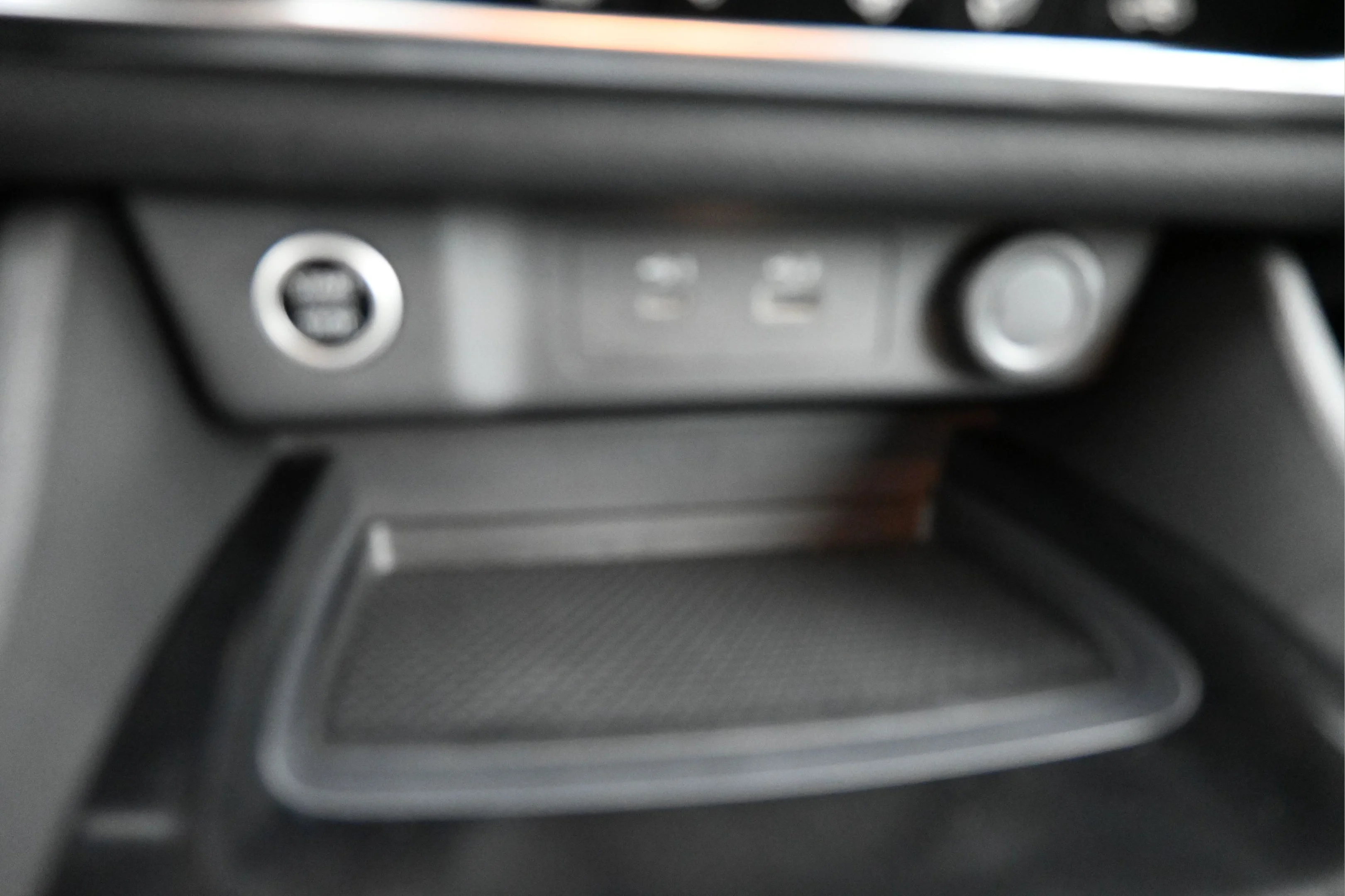 Used 2021 Super Black Nissan SV image 15