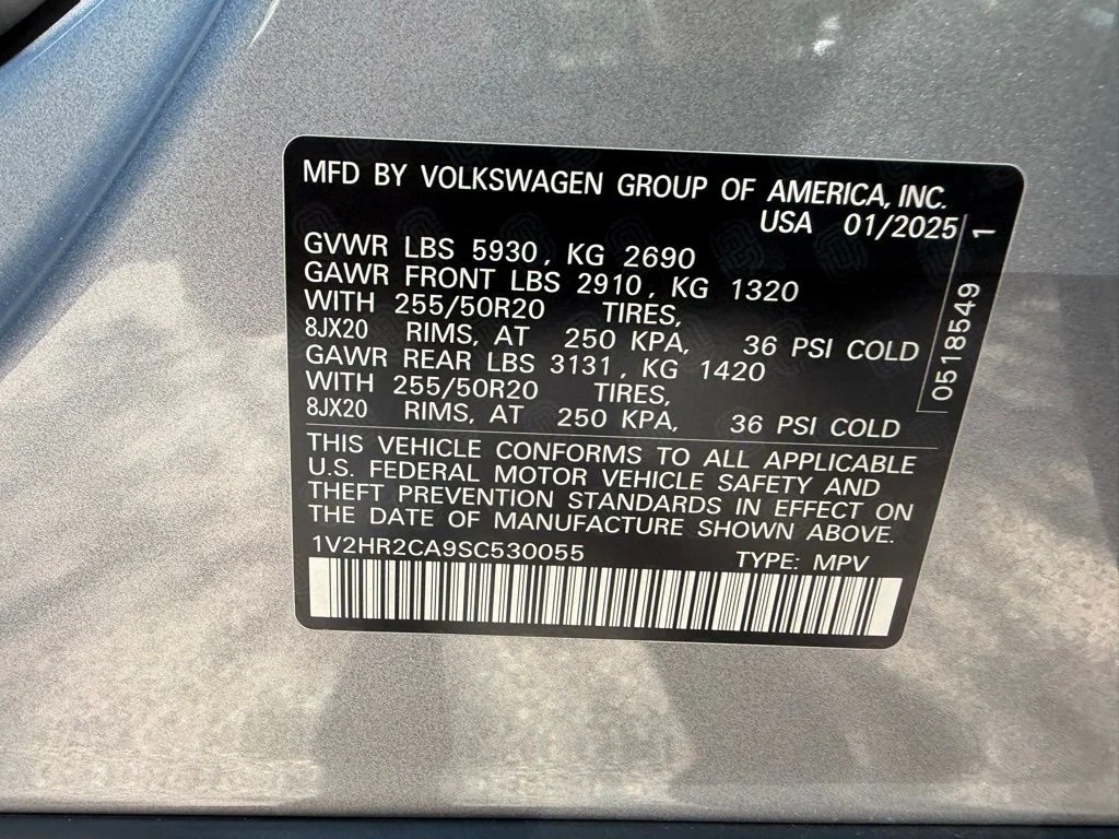 Used 2025 Silver Mist Metallic Volkswagen 2.0T SE w/Technology image 34