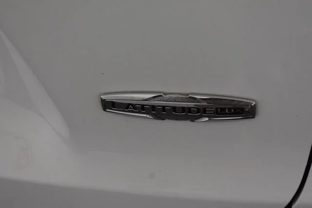 2022 Jeep Cherokee Latitude Lux - Photo 16