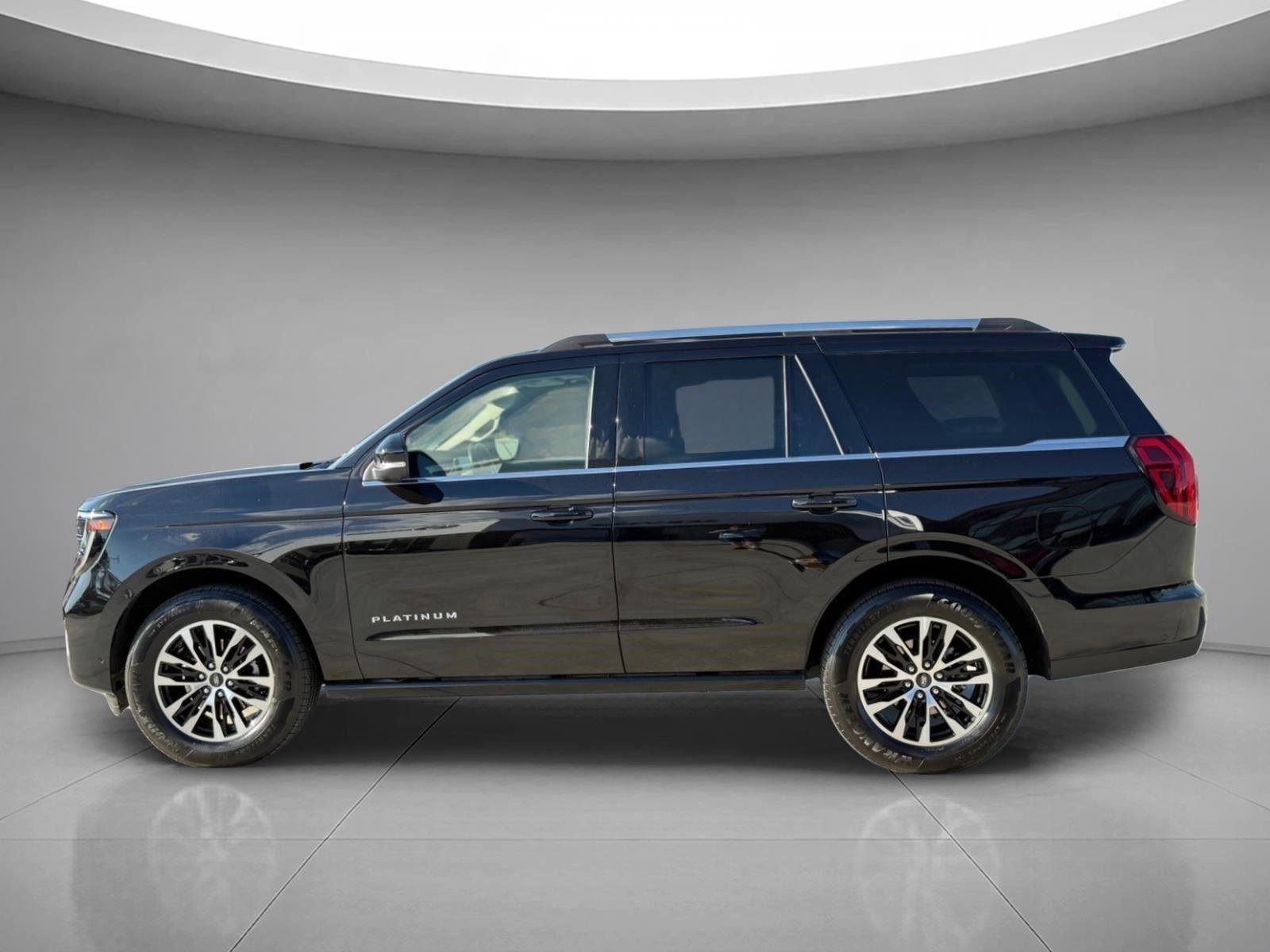 Used 2025 Agate Black Ford Platinum image 3