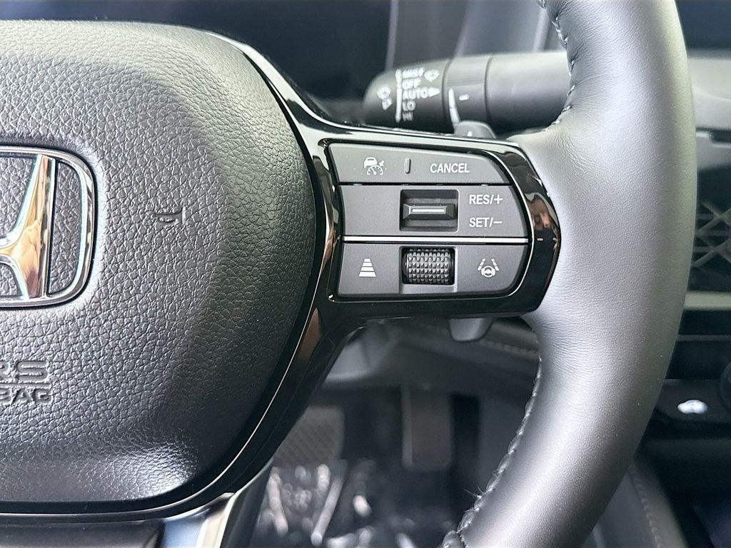 New 2026 Platinum White Pearl Honda Touring image 13