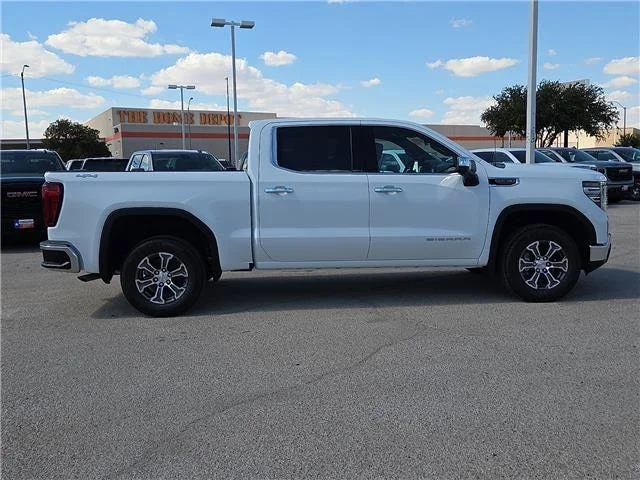 New 2026 Summit White GMC SLT image 5