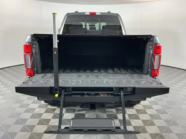 Used 2020 Gray Ford Platinum image 8
