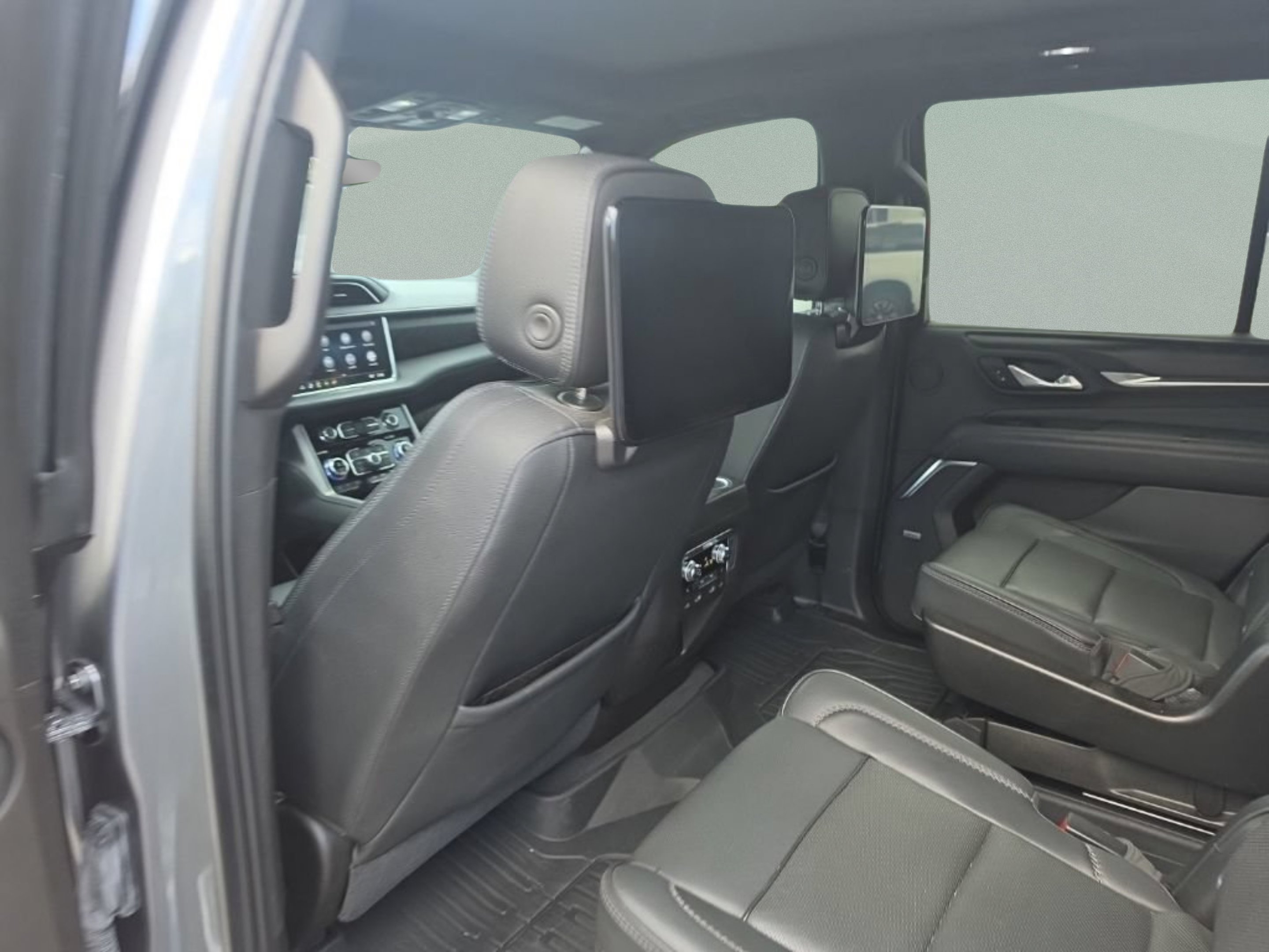 Used 2021 SATIN STEEL METALLIC GMC Denali image 22