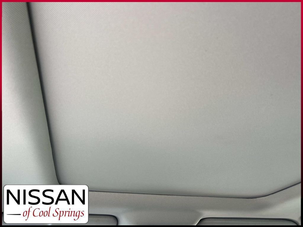 Used 2023 Blue Nissan Platinum image 29