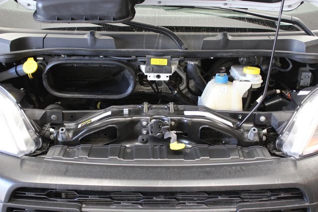 Used 2025 White Ram Base image 25