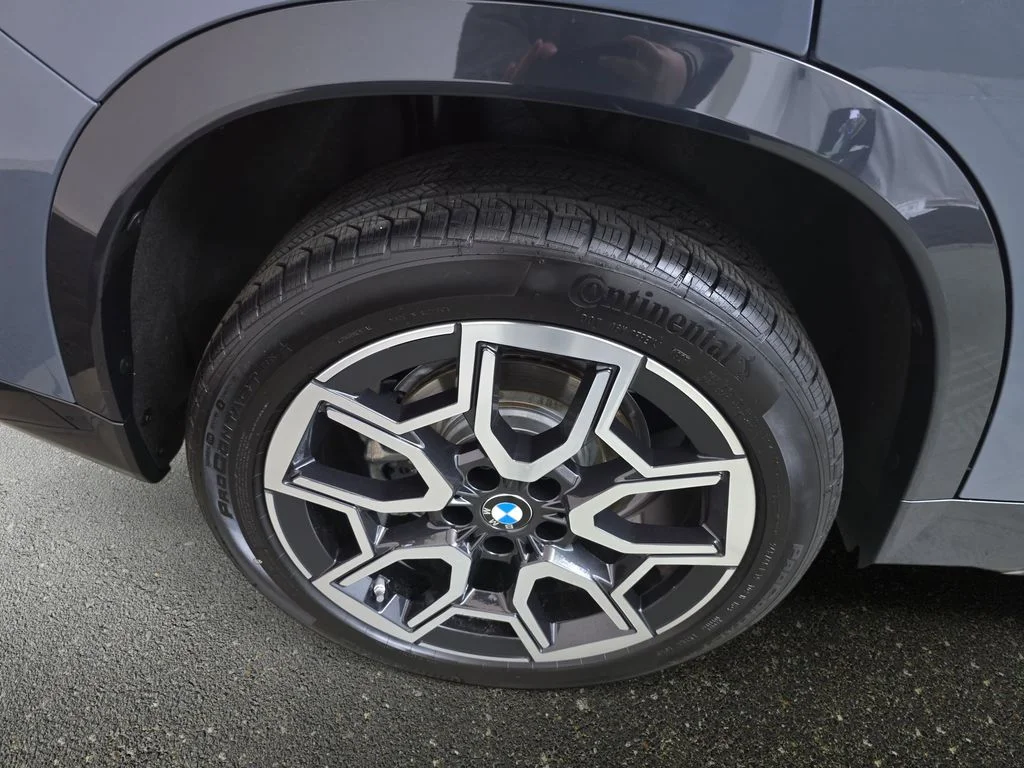 Used 2026 Storm Bay Metallic BMW xDrive28i image 31