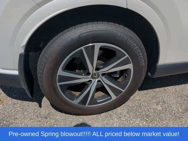 Used 2023 White Lexus 350 Premium image 15