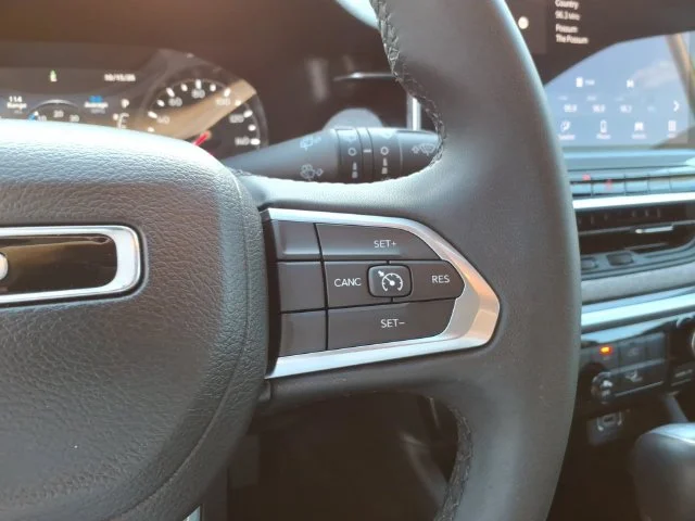 Used 2024 Black Jeep Latitude image 24