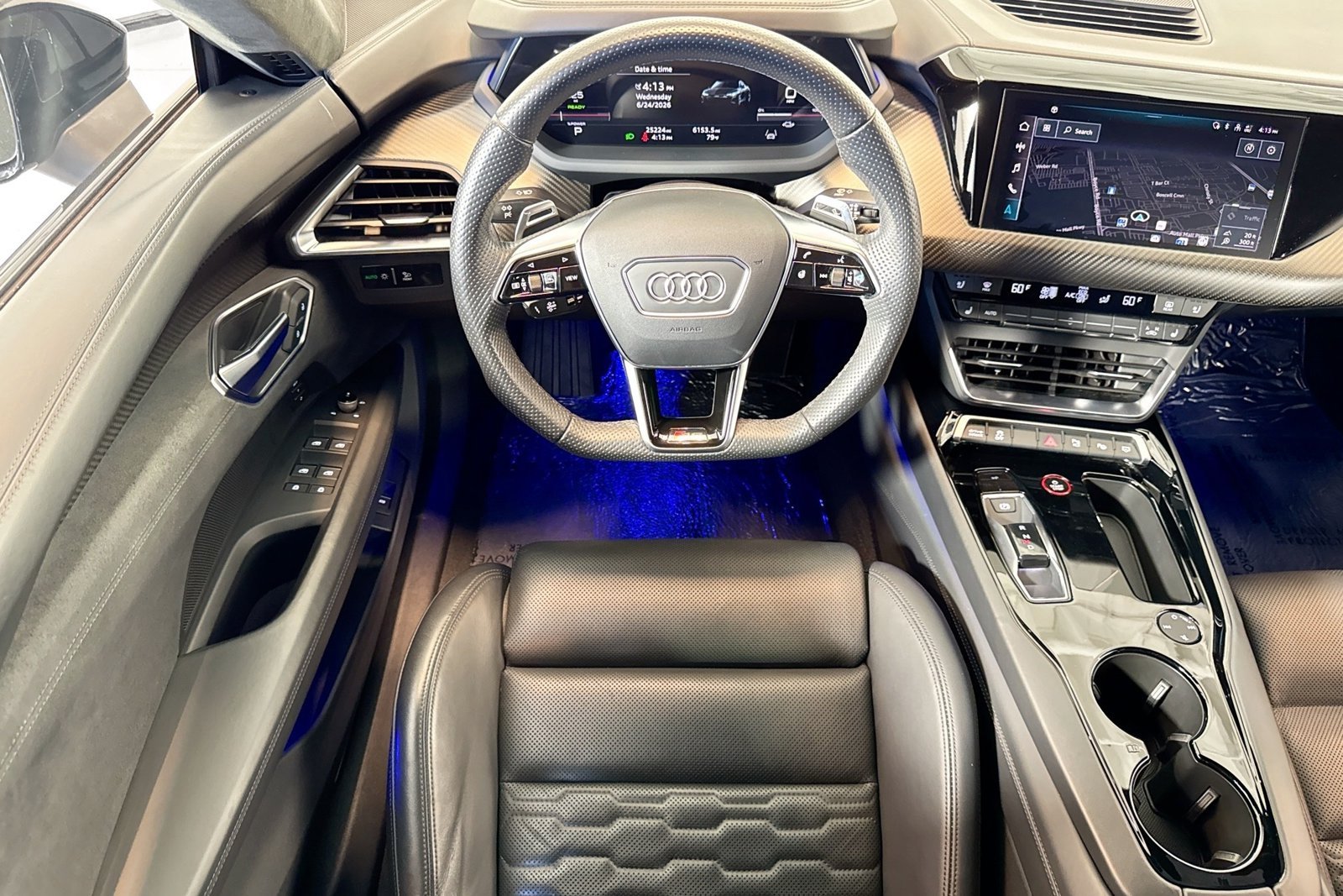 Used 2023 Black Audi  image 19