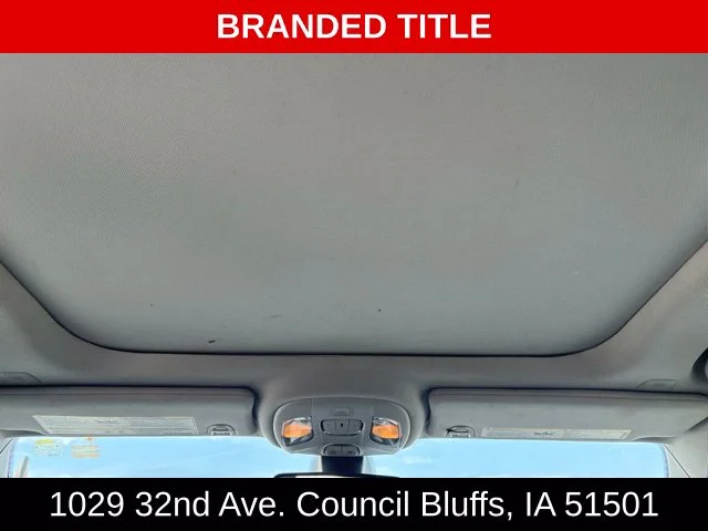 Used 2018 Blue Jeep Limited image 15