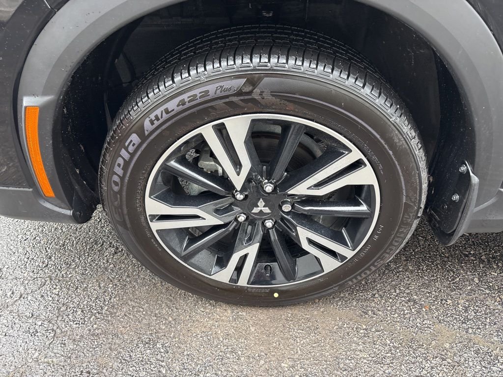 2024 Mitsubishi Eclipse Cross SE - Photo 10