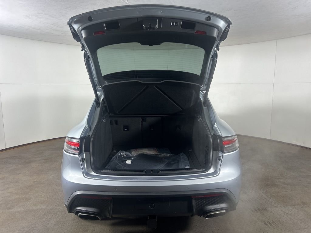 New 2026 Silver Porsche  image 15