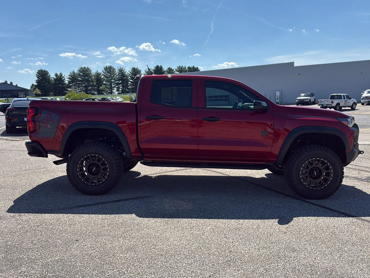 2026 Chevrolet Colorado Trail Boss - Photo 8