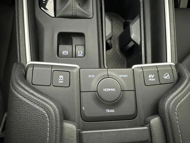 Certified Used 2024 Cloud Toyota XLE image 18