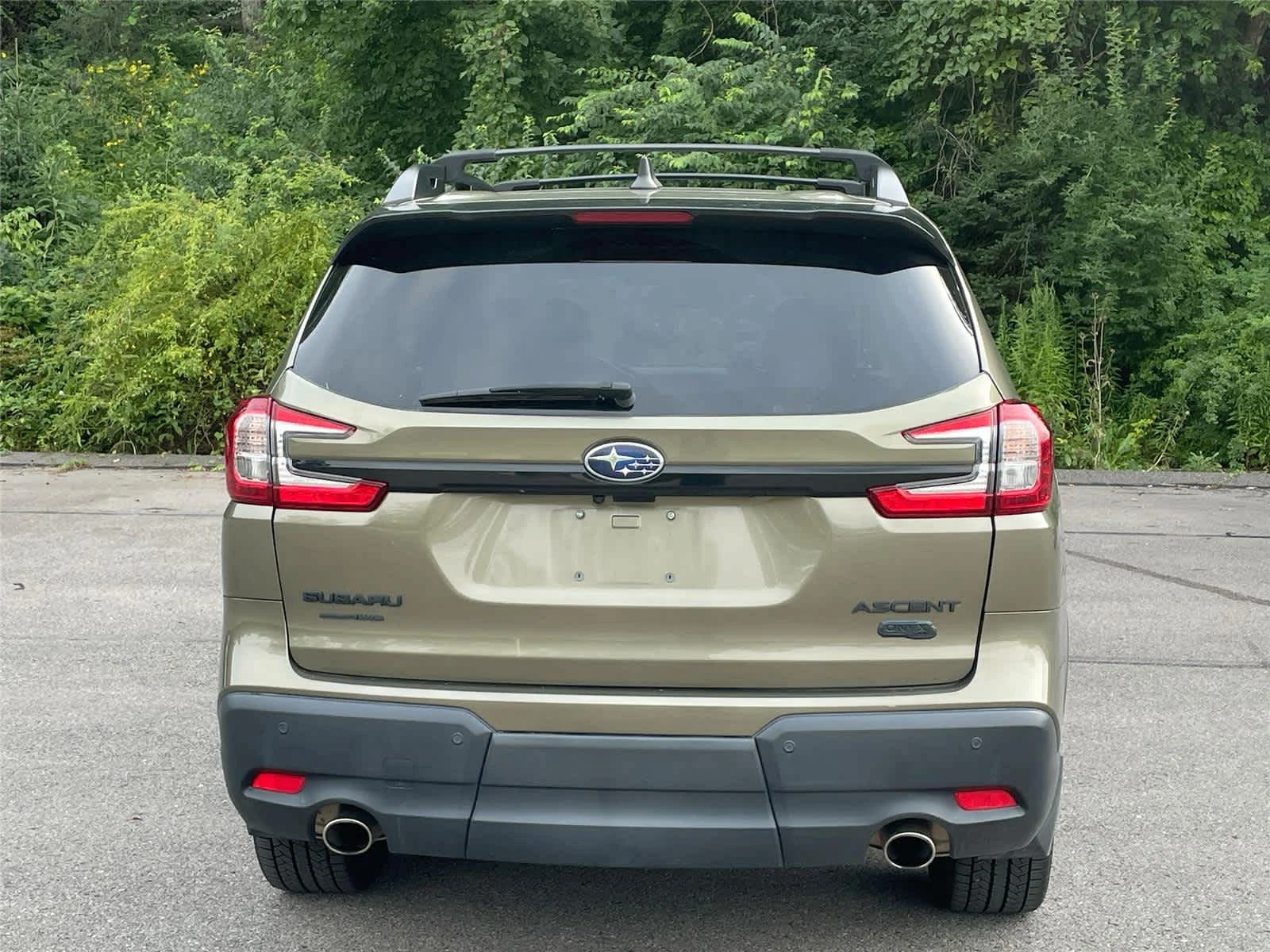 Certified Used 2024 Autumn Green Metallic Subaru Onyx Edition image 2