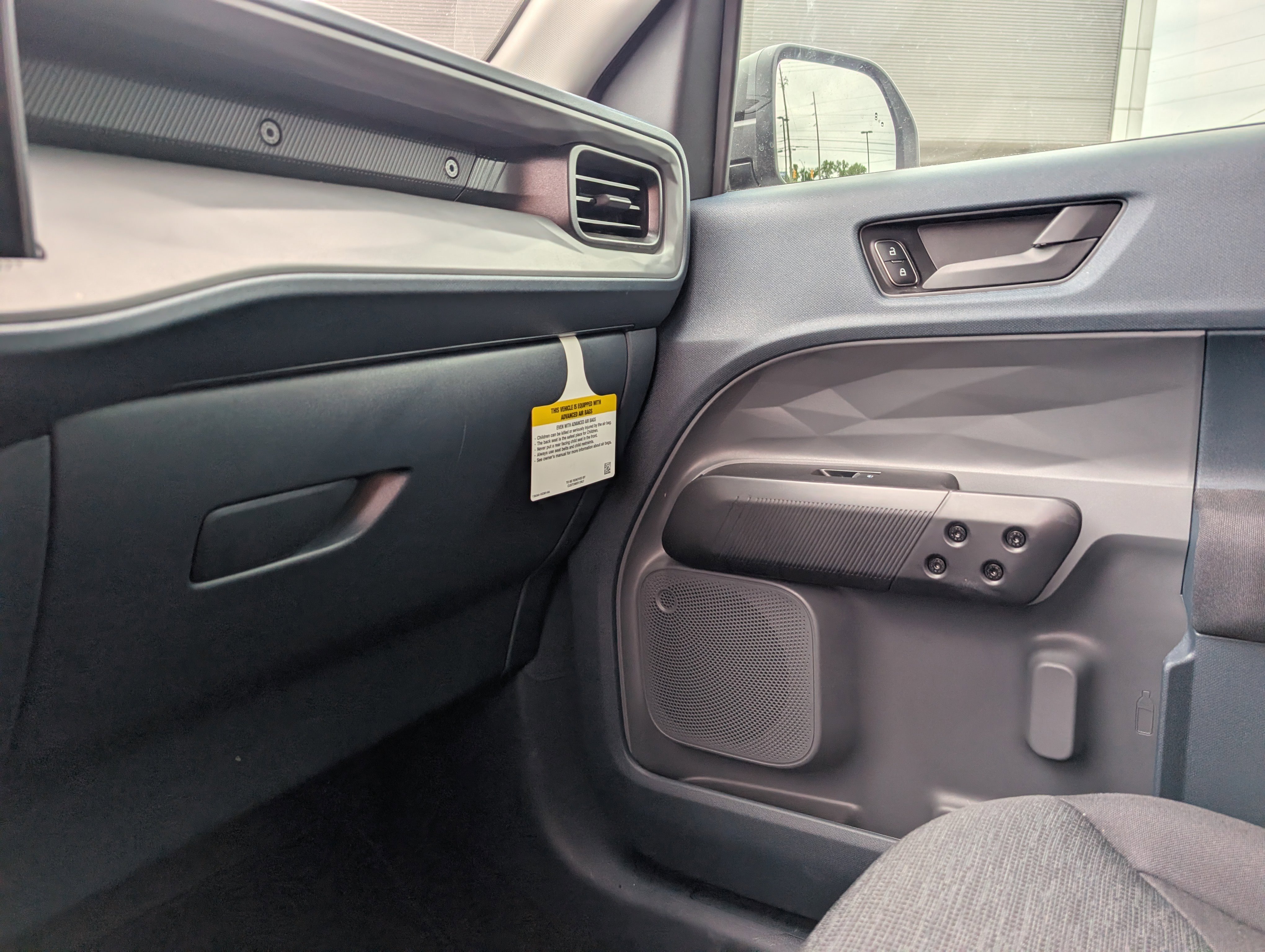 2025 Ford Maverick XL - Photo 29