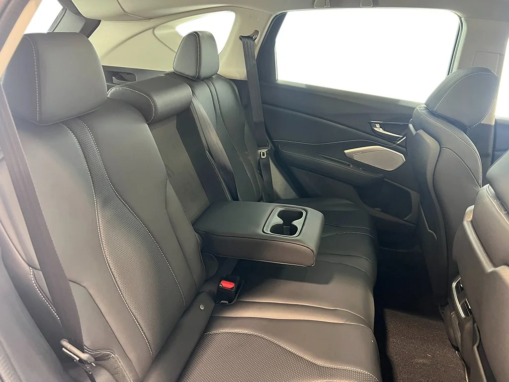 New 2026 Majestic Black Pearl Acura w/Technology Package image 37