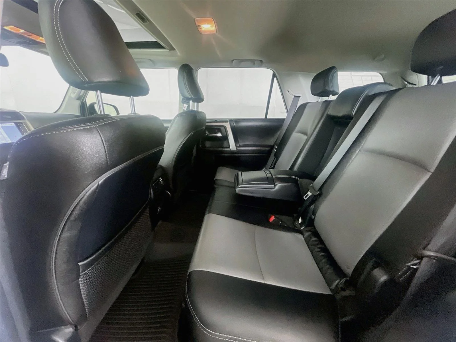 Used 2023 Ice Cap Toyota SR5 Premium image 27