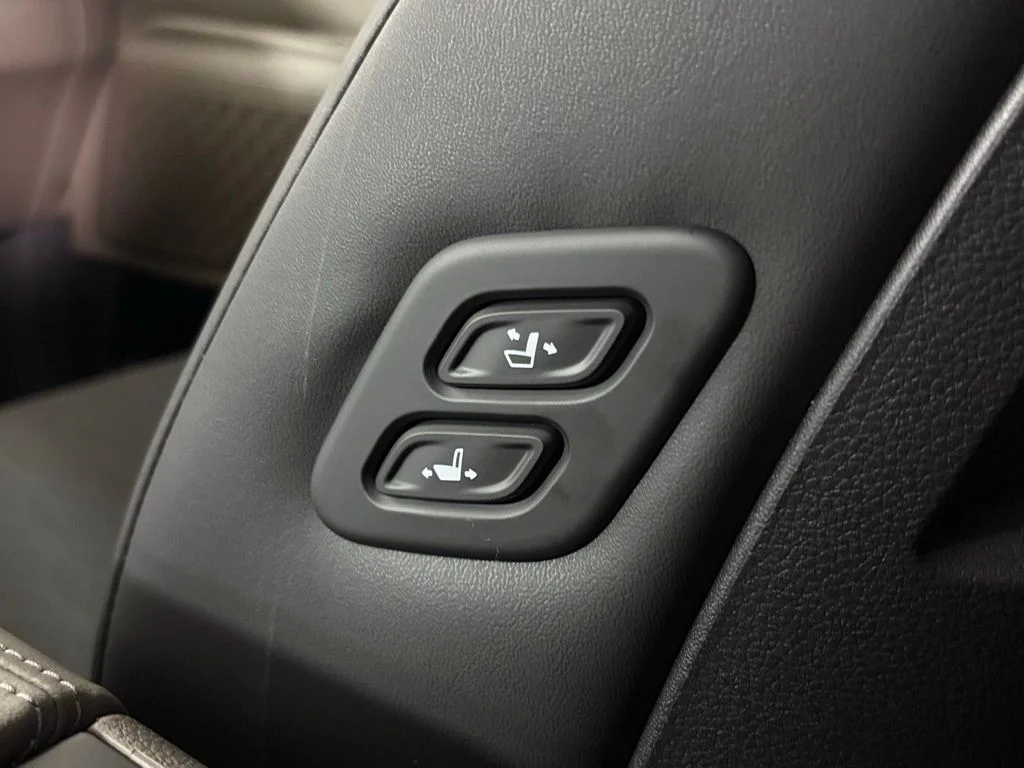 New 2026 White Kia EX image 36