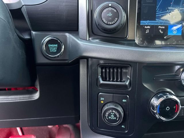 New 2025 Space White Metallic Ford XLT image 15