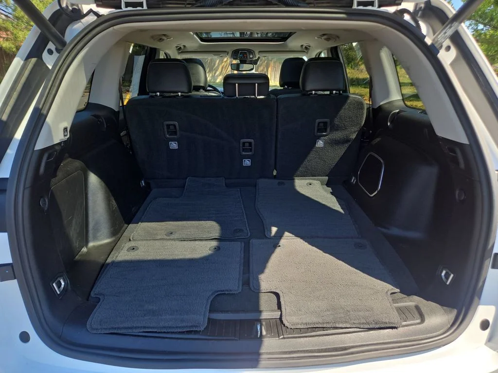 Used 2024 Bright White Clearcoat Jeep 4xe image 21