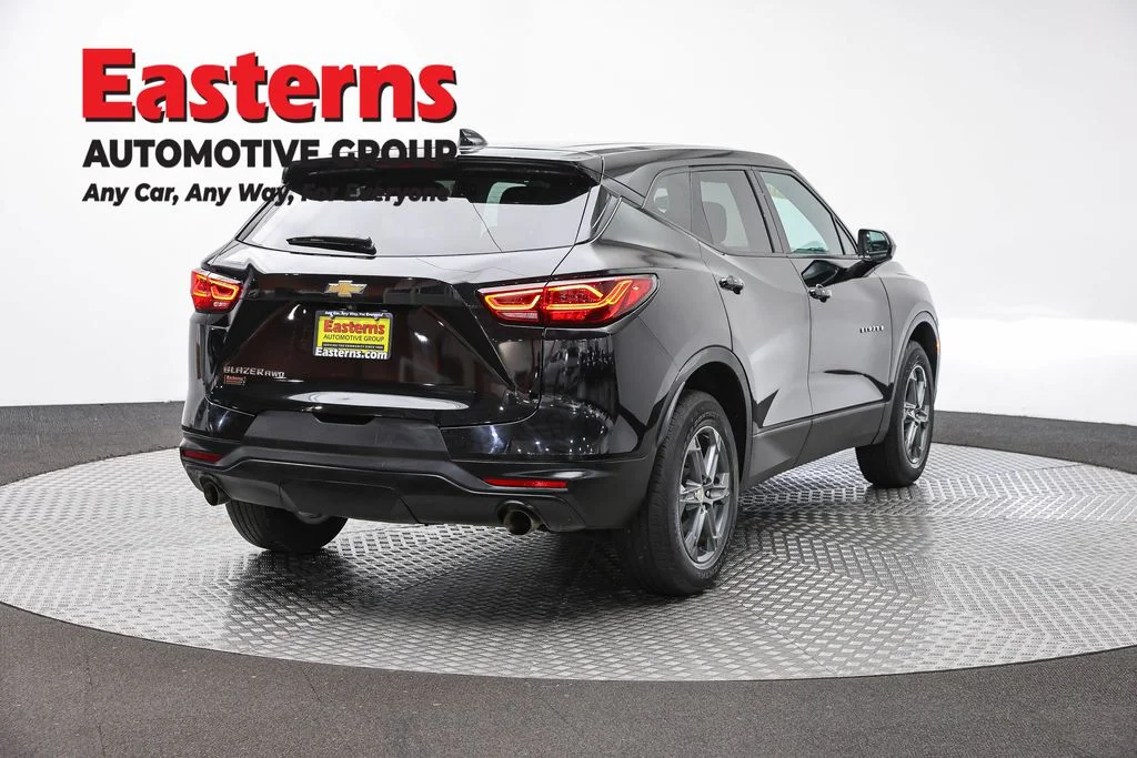 Used 2024 Black Chevrolet LT image 5