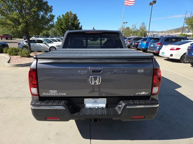 Used 2017  Honda RTL-E image 6