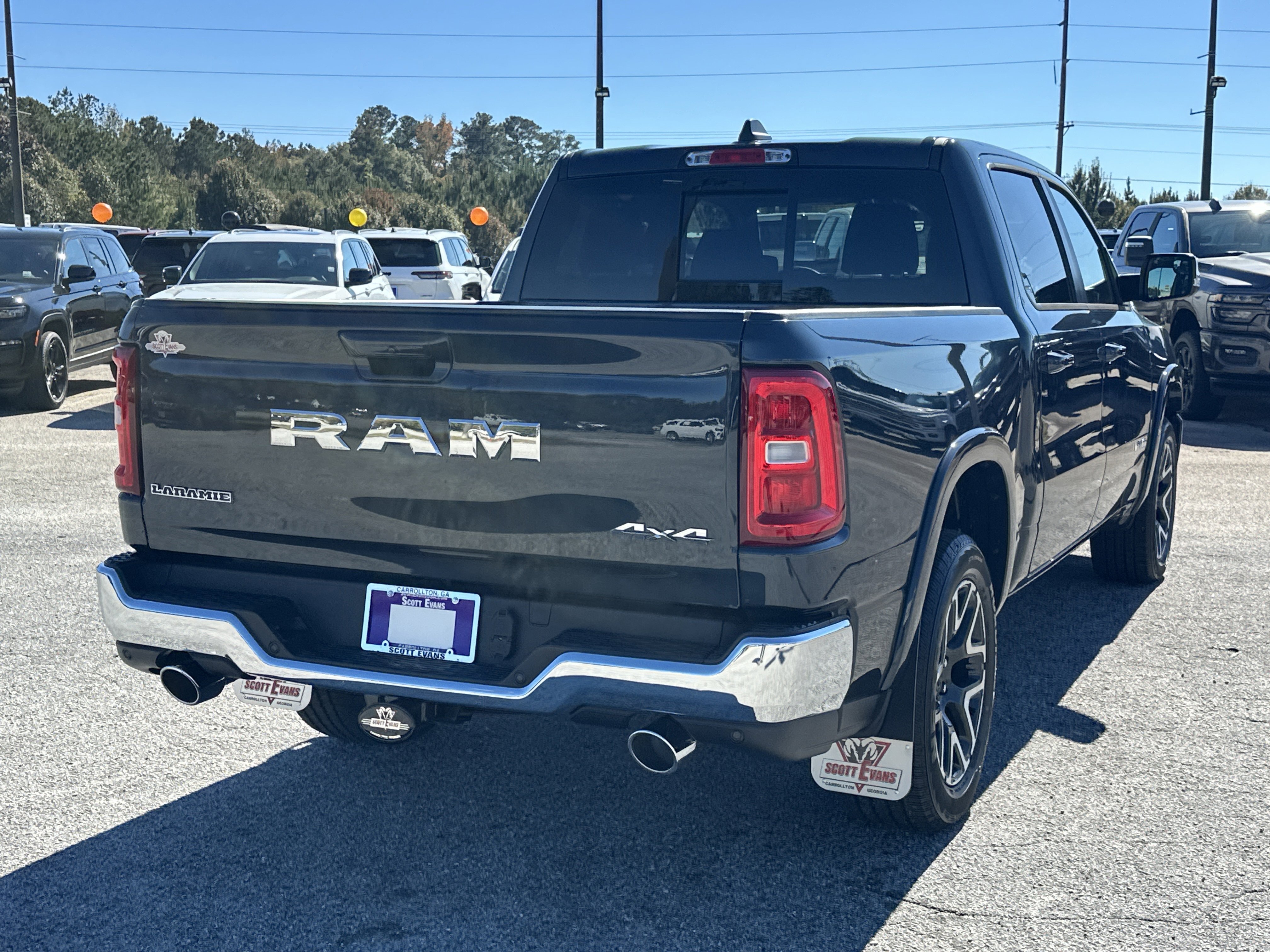 2026 RAM 1500 Laramie - Photo 8